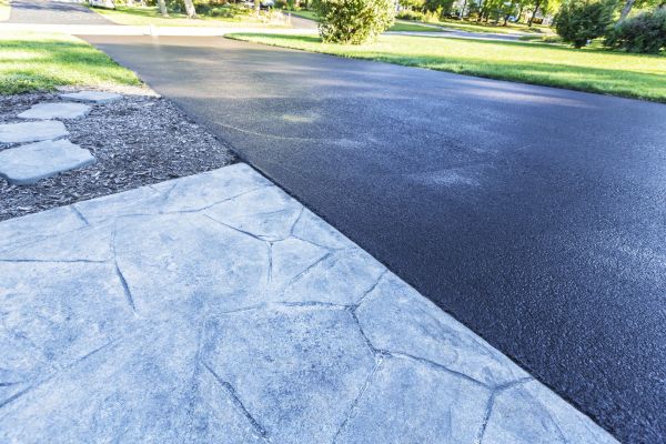 Cost of Residential Driveway Sealing in Palmetto