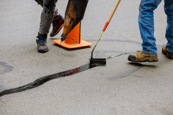 Parking Lot Crack Sealing in Palmetto
