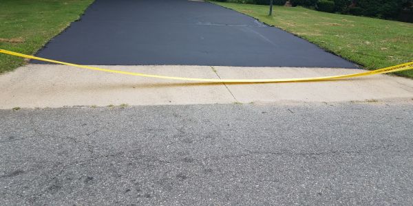 Driveway Sealcoating in Palmetto